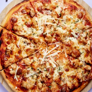 Tuna and onion pizza