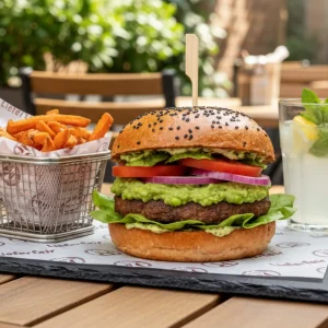 Vegetarian burger with fresh vegetables